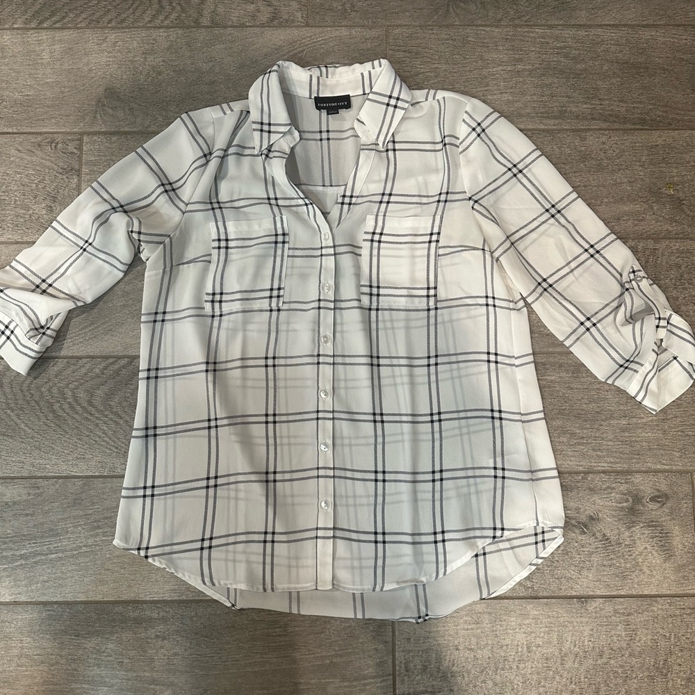 Women's White Plaid Button-Up Top